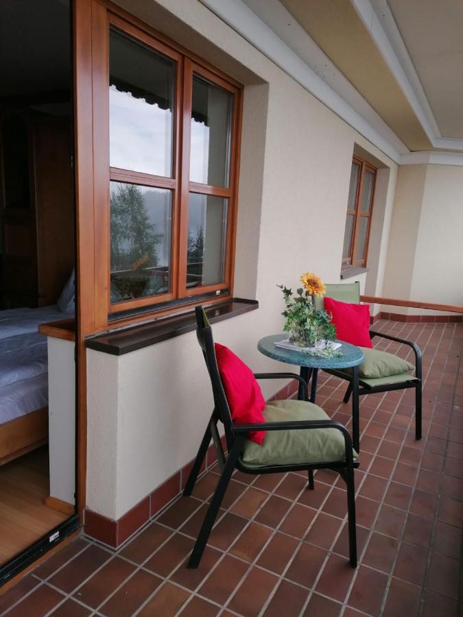 Apartments Susanne Und Jasmin - Haus Sonnleitn Sonnenalpe Nassfeld Exterior photo
